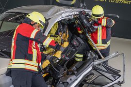 WEBER RESCUE SYSTEMS präsentiert SMART-FORCE OS