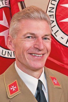 Thomas Mähnert - Mitglied des Bundesvorstandes des Johanniter-Unfall-Hilfe e. V. Thomas Mähnert - Mitglied des Bundesvorstandes des Johanniter-Unfall-Hilfe e. V.